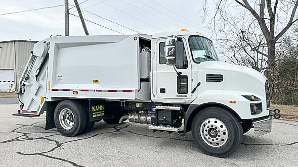 Mack MD7 11 Yd - 2025